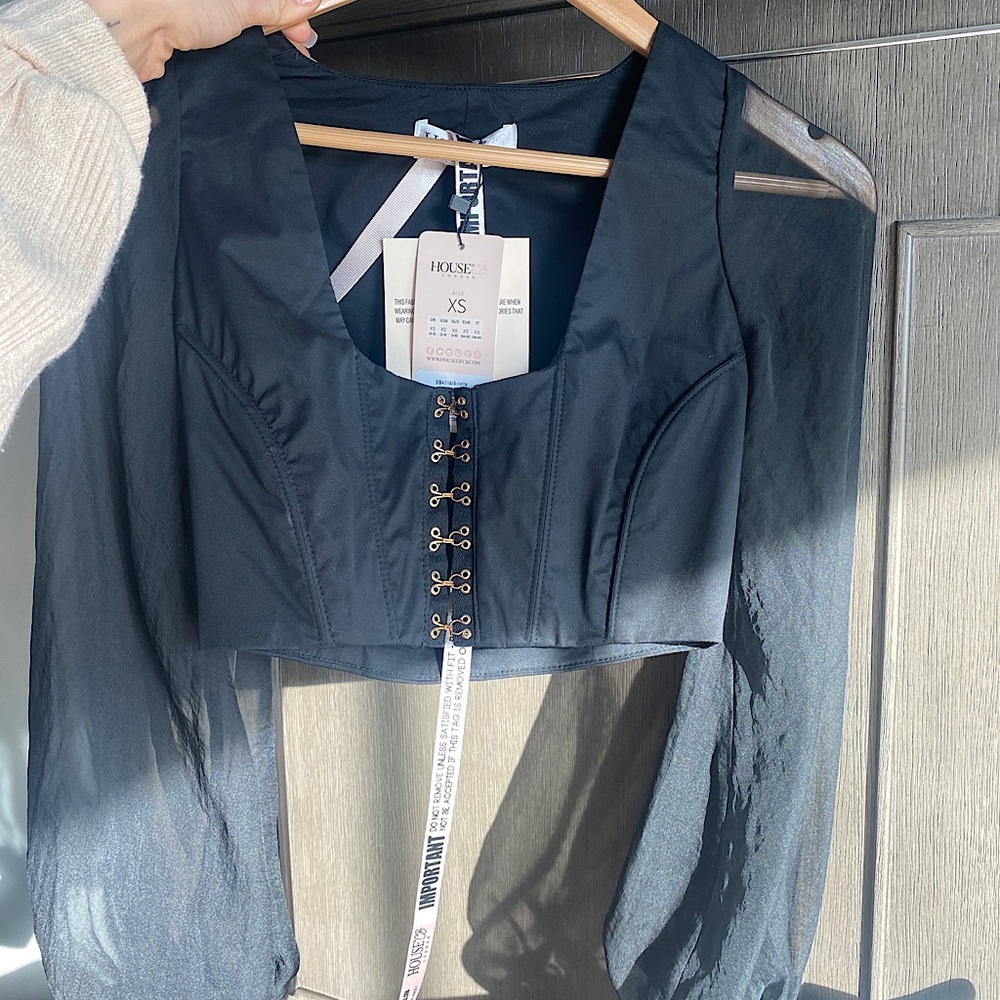 HOUSE OF CB BLACK CROP TOP XS